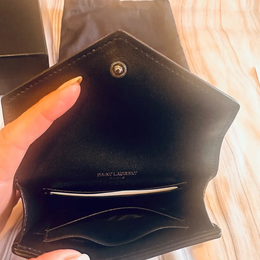 💥💥💥SOLD💥💥💥YSL wallet - Picture 10 of 13